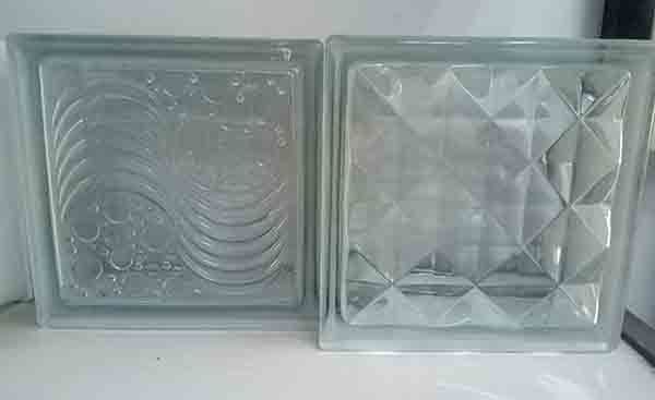 gạch kính lấy sáng