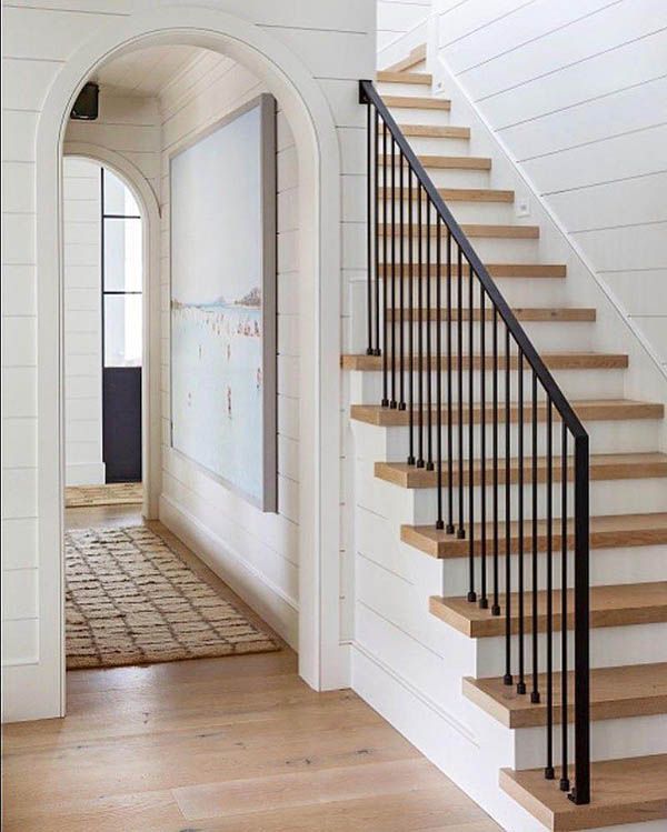 gỗ ốp cầu thang