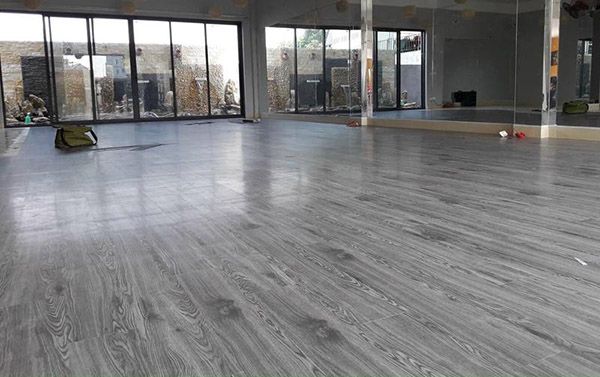 #15+ Mẫu Sàn Nhựa PVC Vân Gỗ Đẹp Nhất Hiện Nay Kèm Báo Giá 14 sàn nhựa pvc vân gỗ