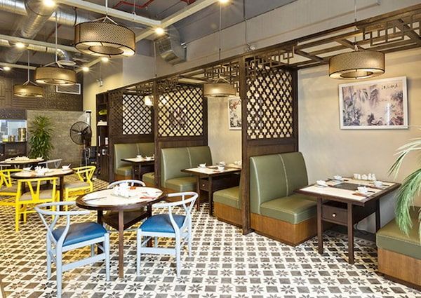 vách ngăn nhựa giả gỗ