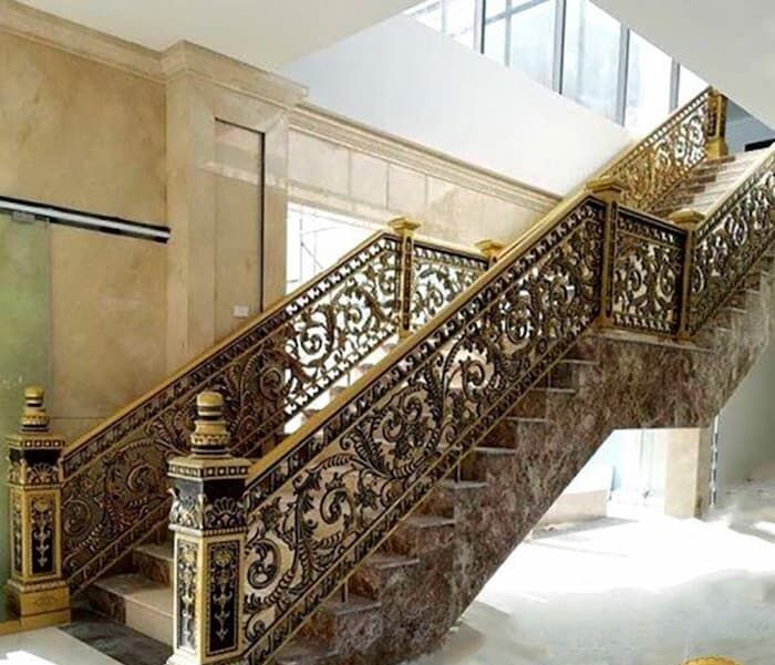 Top 11+ thiết kế cầu thang nhà lệch tầng đẹp mắt đầy tinh tế và sáng tạo 4 cau thang nha lech tang dep 2