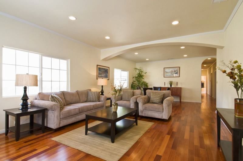 phối màu tường và gạch nền