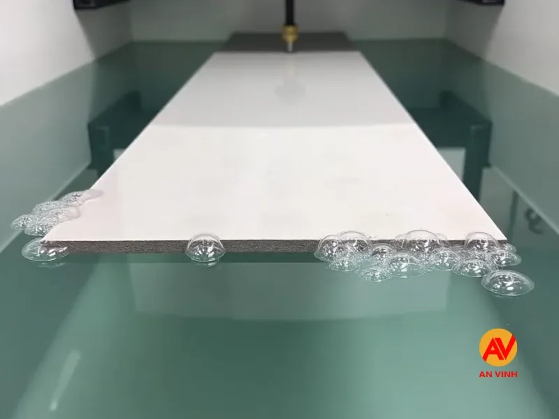 Tấm Cemboard Ngoài Trời Chịu Nước: Có Thật Sự Tốt Không? 2 tấm cemboard ngoài trời chịu nước